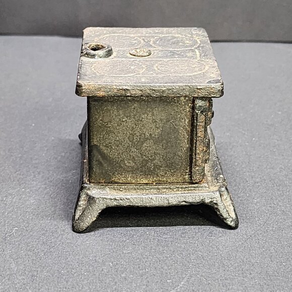 Vintage Miniature Dot Cook Cast Iron Stove Coin Bank Black Antique - Picture 3 of 9